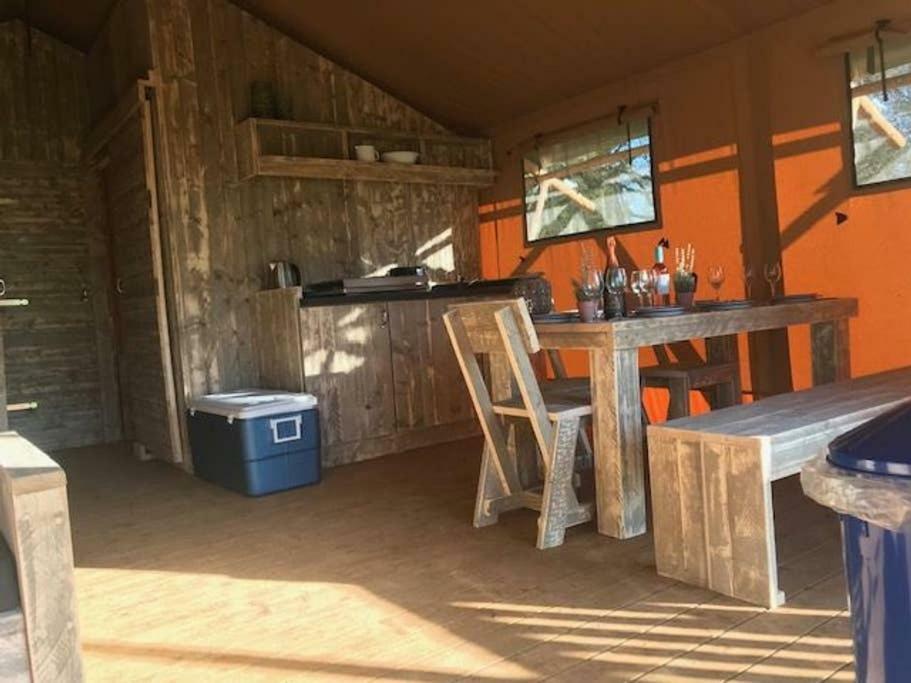 Lapwing Safari Tent Cheltenham Exteriör bild