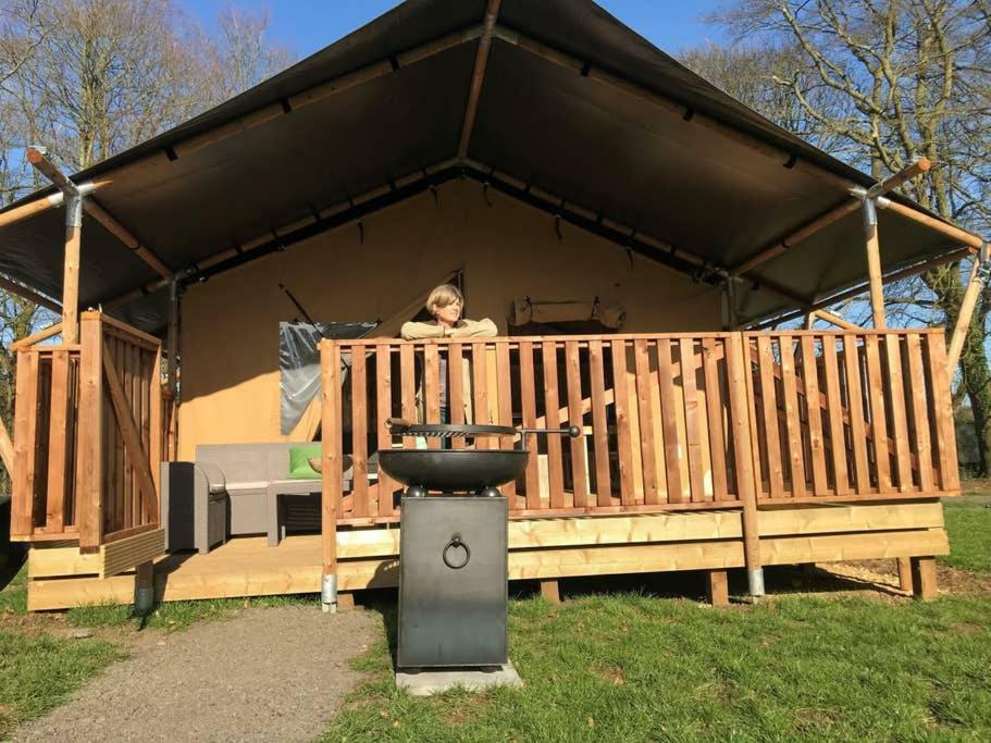 Lapwing Safari Tent Cheltenham Exteriör bild