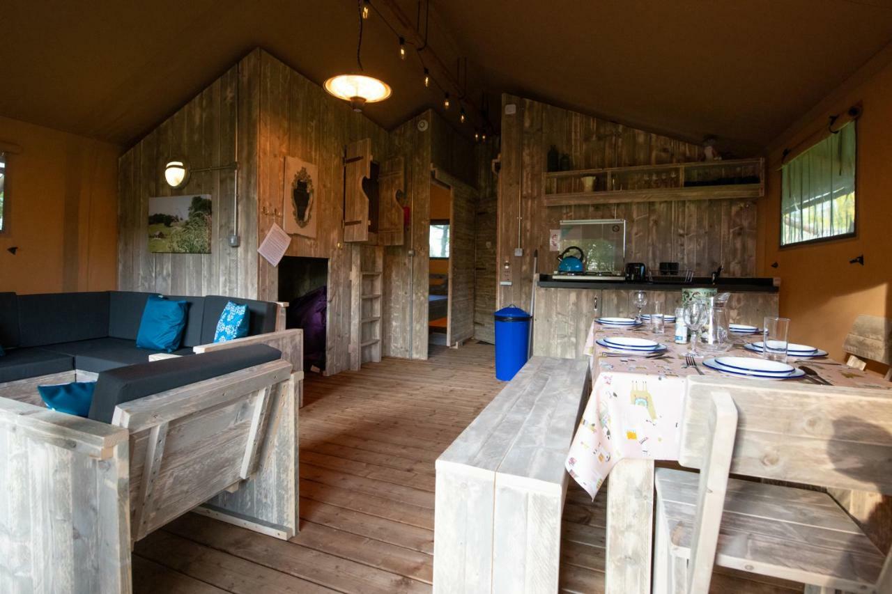 Lapwing Safari Tent Cheltenham Exteriör bild
